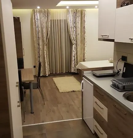 Apartment Mia Milmari *