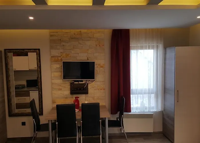 Mia Milmari דירה