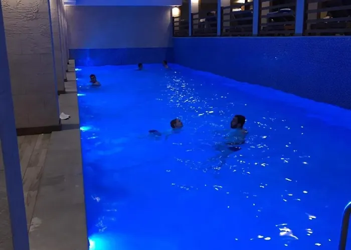 Mia Milmari * קופאוניק